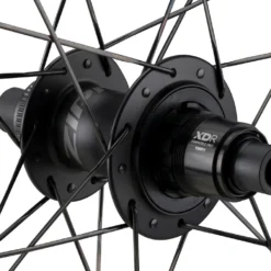 ZIPP 303 Firecrest® Carbon Tubeless Disc Center Lock Laufradsatz -Deutschland Shimano Verkaufs-Shop 340769