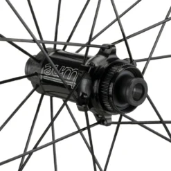 Tune Schwarzbrenner 45 Disc Skyline Center Lock Carbon 28" Laufradsatz -Deutschland Shimano Verkaufs-Shop 374141