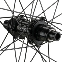 Tune Schwarzbrenner 45 Disc Skyline Center Lock Carbon 28" Laufradsatz -Deutschland Shimano Verkaufs-Shop 374143