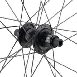 ZIPP 101 XPLR Carbon Tubeless Disc Center Lock Laufradsatz -Deutschland Shimano Verkaufs-Shop 421486